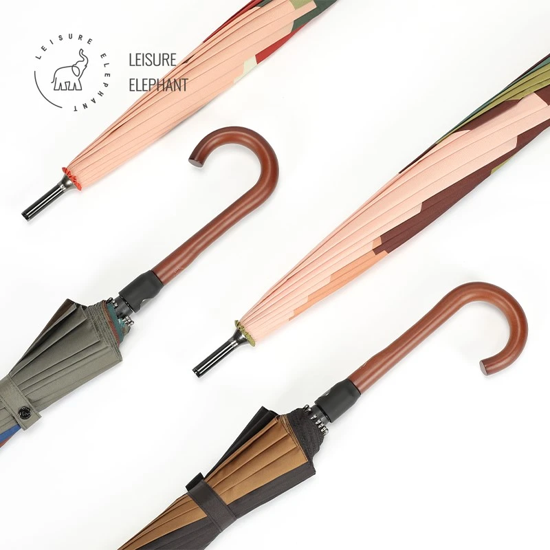Classic wooden handle umbrella1.jpg Classic wooden handle umbrella1.jpg