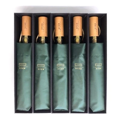 Wooden Handle Windproof Umbrella